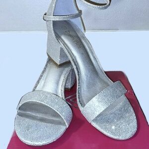 Dream Pairs Women's Silver Heeled Sandals